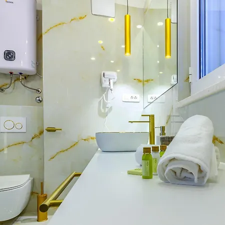 Luxury Irini, In The Heart Of Alojamento de Acomodação e Pequeno-almoço