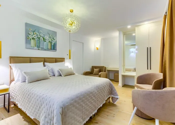 Bed & Breakfast Luxury Bed & Breakfast Irini, In The Heart Of Split