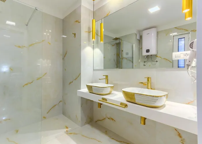 Luxury Bed & Breakfast Irini, In The Heart Of 4*