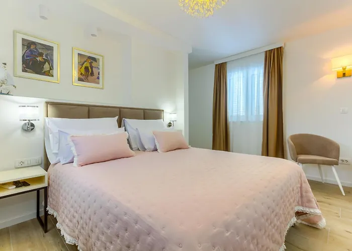 Bed & Breakfast Luxury Bed & Breakfast Irini, In The Heart Of 4*