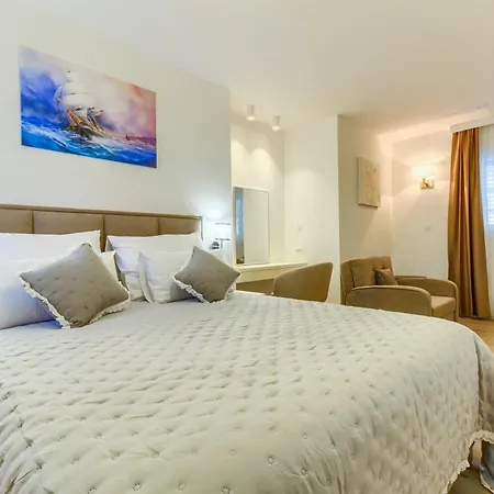 Luxury Bed & Breakfast Irini, In The Heart Of Bed & Breakfast