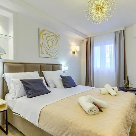 Luxury Bed & Breakfast Irini, In The Heart Of *