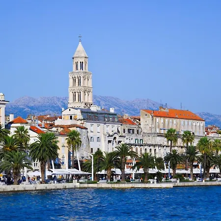 Bed & Breakfast Luxury Bed & Breakfast Irini, In The Heart Of Split