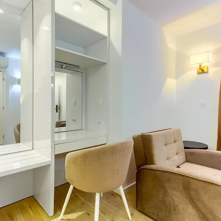 Bed & Breakfast Luxury Bed & Breakfast Irini, In The Heart Of *